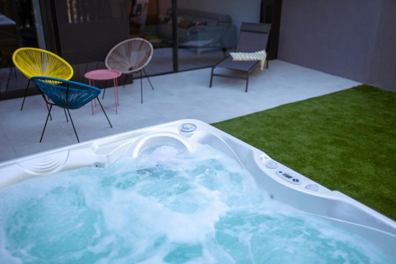 Casa De Nero - Premium House With Jacuzzi Next To Golf Course Villa Caleta De Velez Ngoại thất bức ảnh